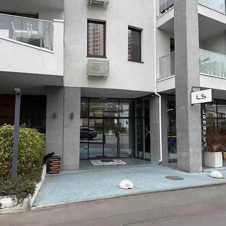 аркадія, з терасою та 3 хв до моря Appartement